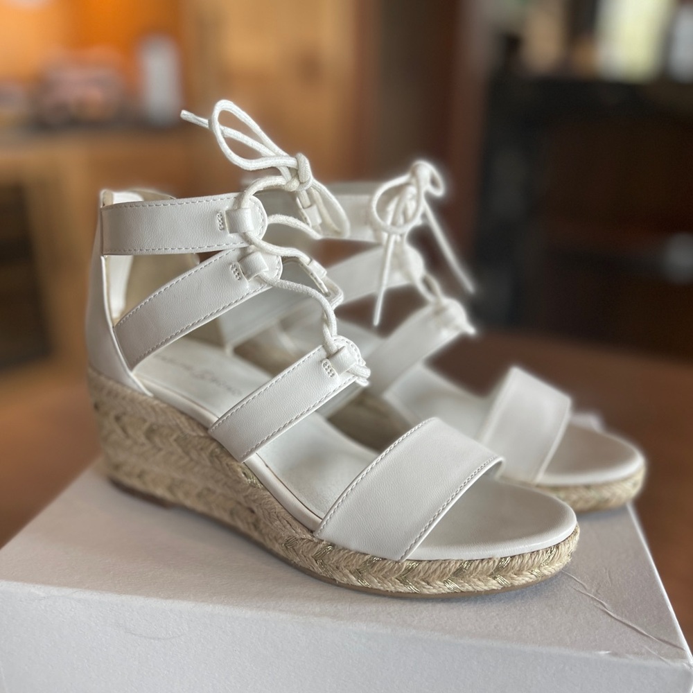 Girl’s TREASURE & BOND Espadrilles - size 1